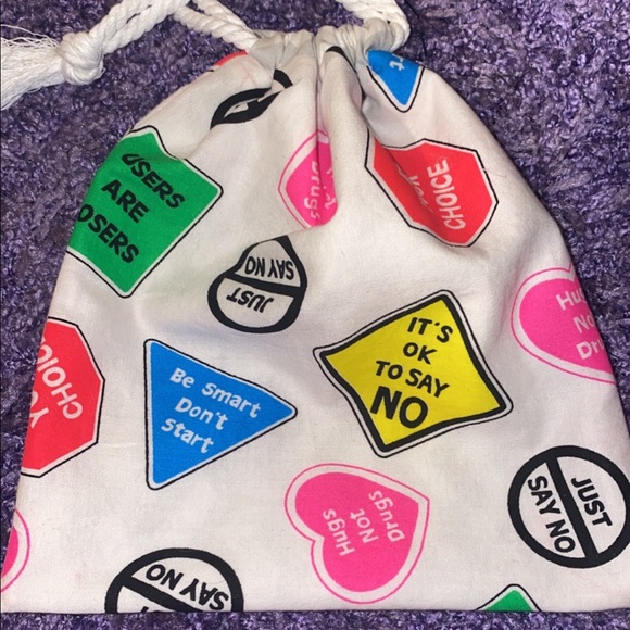 Homemade small drawstring bag - Picture 2 of 2